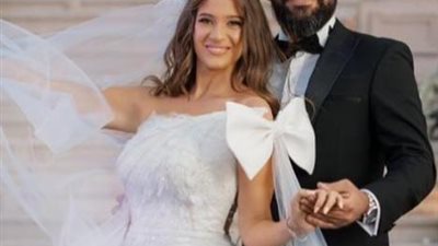 شاهد.. خالد عليش وزوجته فى أول ظهور من شهر العسل