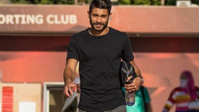 أزمة في خط دفاع الأهلي قبل مواجهة إنبي