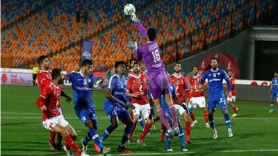 إستعدادات أمنية لتأمين مباراة الأهلي مع سموحة عصر اليوم