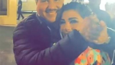 محمد عبده يحتضن أصالة ويستفز زوجها بهذه الطريقة