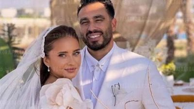 زوج نيللى كريم يسخر من قرارت هانى شاكر بوقف مطربى المهرجانات عن الغناء