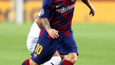 برشلونة يضرب نابولي بثلاثية ويتأهل لدور الثمانية بدوري الأبطال