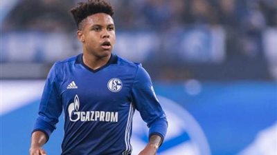 لإيكيب: موناكو مهتم بضم مكيني لاعب شالكه