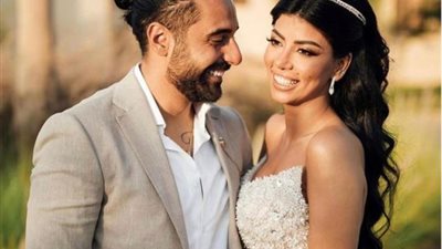 كارولين عزمى تفاجئ جمهورها بخبر انفصالها