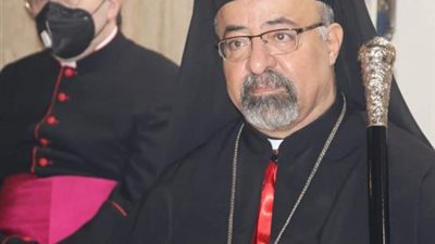 شاهد.. بطريرك الكاثوليك يشارك قداس ذكرى هامة للسريان الكاثوليك الأنطاكي