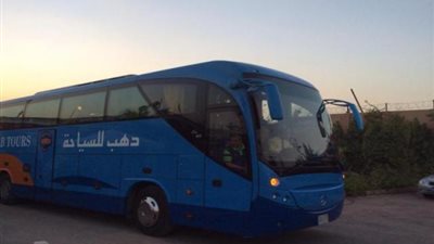 حافلة الأهلي تصل استاد القاهرة قبل ساعة وربع من مباراة إنبي