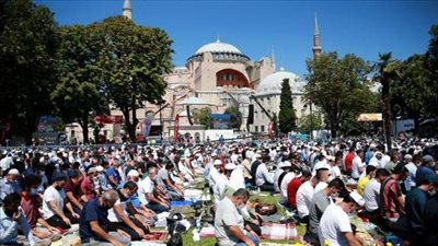 بعد الصلاة فى «آيا صوفيا».. تعرف على تفاصيل إصابة 4 نواب من العدالة والتنمية بكورونا