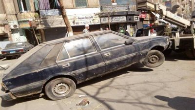 رفع 45 سيارة ودراجة نارية متروكة ومتهالكة من الشوارع