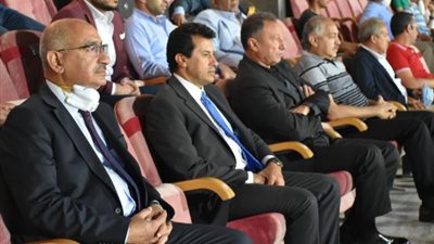وزير الرياضة يشهد مباراة الأهلي وانبي بعد استئناف الدوري الممتاز