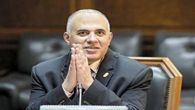 وزير الرى يوجه باتخاذ أعلى درجات الحيطة في إدارة كميات المياه المخزونة ببحيرة ناصر