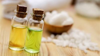 فوائد تجهلينها عن زيت الجلسرين للوجه
