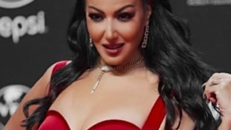 سمية الخشاب