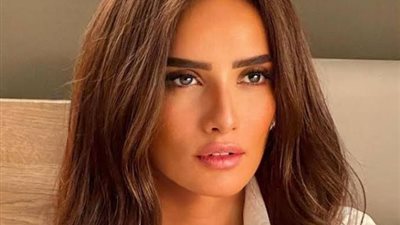 زينة تبدأ تصوير مشاهدها في مسلسل ”420 دقيقة”