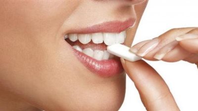 9 فوائد تجعلك لا تستغنى عن اللبان الخالي من السكر