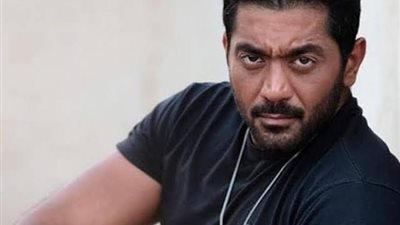 أحمد فلوكس يهاجم هانى شاكر بسبب مطربى المهرجانات