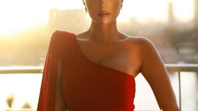 هدى الأتربى بإطلالة جريئة فى أحدث جلسة تصوير