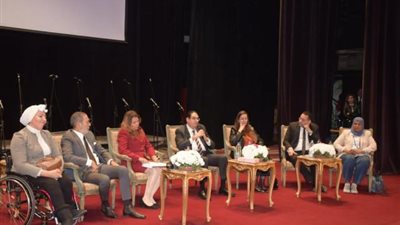 جامعة القاهرة تختتم فعاليات حملة الـ 16 يومًا لمناهضة العنف ضد المرأة