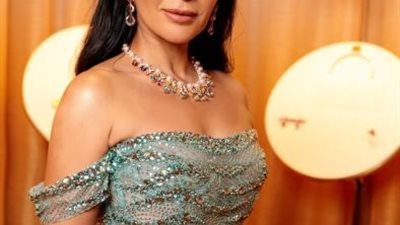 منى زكى تتألق بإطلالة ساحرة في أحدث ظهور