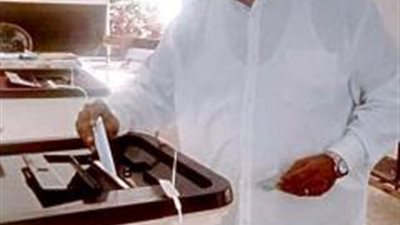 مصيلحى يدلي بصوته فى إنتخابات الشيوخ