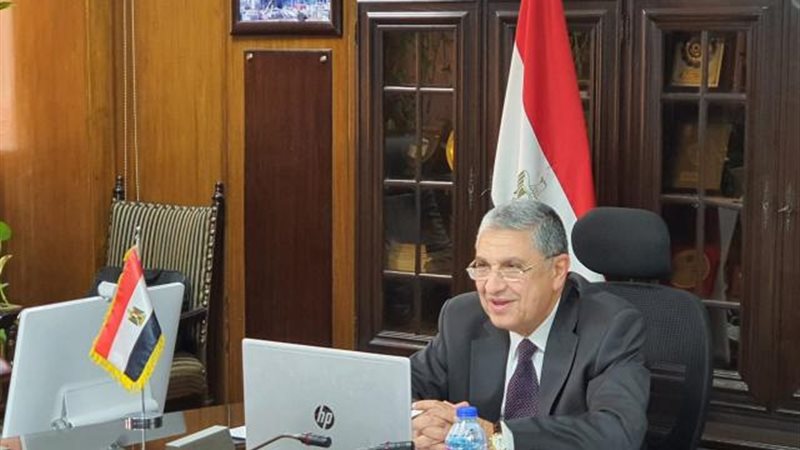 وزير الكهرباء