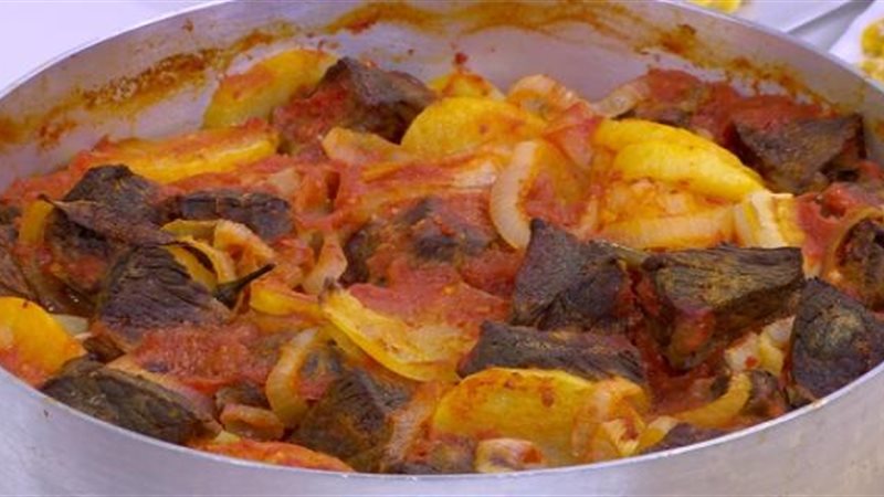 صينية البطاطس باللحمة