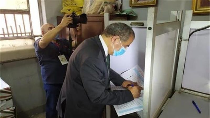 وزير التموين يدلي