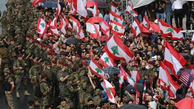 لبنان على صفيح ساخن.. اشتعال المظاهرات أمام مجلس النواب