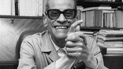 زقاق المدق واللص والكلاب.. أبرز روايات نجيب محفوظ التى تحولت إلى أعمال فنية