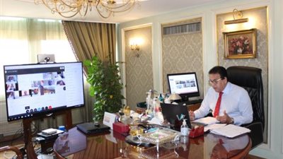 ” الأعلى للمستشفيات الجامعية” يدعو لتكريم شهداء كورونا من الأطقم الطبية