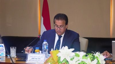 جامعة زويل تعلن فتح باب القبول لطلاب الثانوية العامة من خلال مكتب التنسيق