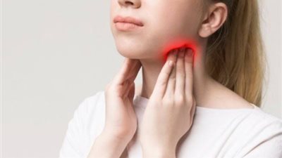 تعرفي على أهم أعراض الغدة الدرقية عند النساء