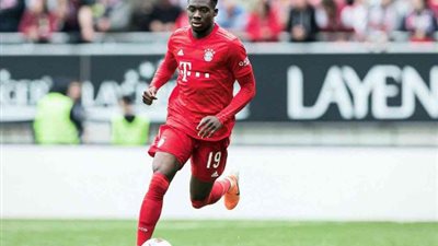 ديفيز يغيب عن تدريبات بايرن ميونخ قبل الصدام المرتقب مع ميسي