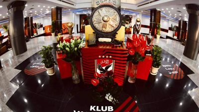 بطولات الأهلي تزين صالة الاستاد الجديد