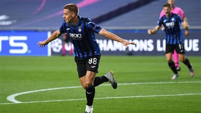 أتالانتا ينهي الشوط الأول متقدماً على باريس سان جيرمان