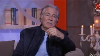 مصطفى فهمى يخرج عن صمته ويكشف كذب طليقته