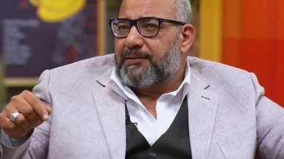 بيومي فؤاد لـ رمضان صبحي:”مع ألف مليون سلامة مبتقفش على حد”