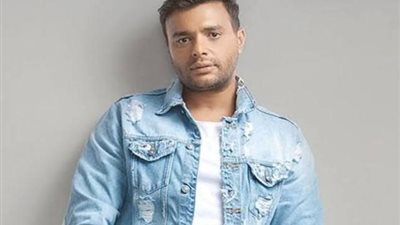 شروط قاسية لحضور حفل الكريسماس لـ رامى صبرى