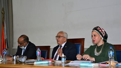 استعدادا للعام الدراسي الجديد.. «التعليم»تجتمع بمديري المدارس الرسمية