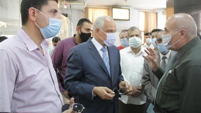 محافظ الجيزة يتابع تقديم طلبات التصالح بالأحياء وهذا آخر موعد لسداد الرسوم