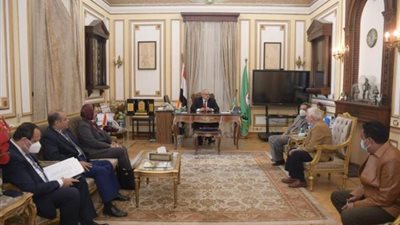 قرارات بتكليف قيادات جديدة بجامعة القاهرة .. بالأسماء