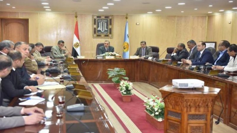 محافظ أسيوط