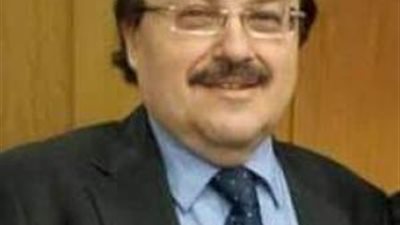 رئيس جامعة القاهرة ينعي الدكتور خالد مكين وكيل طب قصر العيني الأسبق