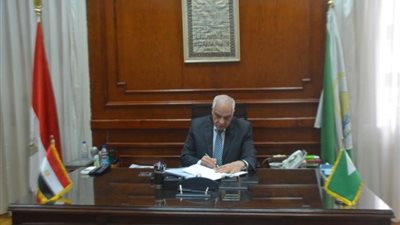 هل قرر محافظ الجيزة تعطيل الدراسة بالمدارس غداً؟