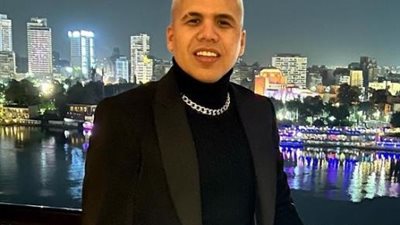 عمر كمال ينشر فيديو جديد  ويعلق عليه بشكل غامض