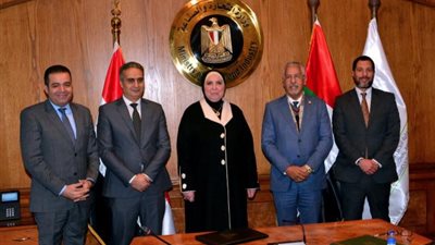 التجارة والصناعة توقع بروتوكول تعاون مع جائزة خليفة الدولية لنخيل التمر لتنظيم المهرجان الدولي للتمور بأسوان خلال 2022