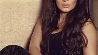 نجلاء بدر تعود لإثارة الجدل بجلسة تصوير عبر ”انستجرام”