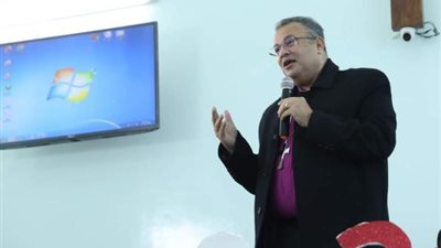 جولة رعوية مكثفة.. كواليس زيارة رئيس الإنجيلية لمحافظة سوهاج