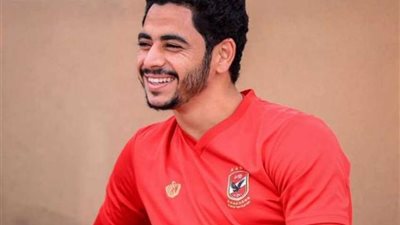 الأهلي يدرس احتراف الجزار في صربيا