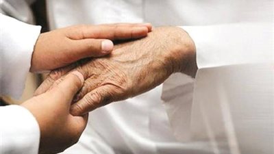 في الدنيا والآخرة.. تعرف على عقوبة قطع صلة الرحم