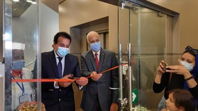 بالصور .. وزير التعليم العالي ورئيس جامعة الأسكندرية يفتتحان متحف مقتنيات الجامعة